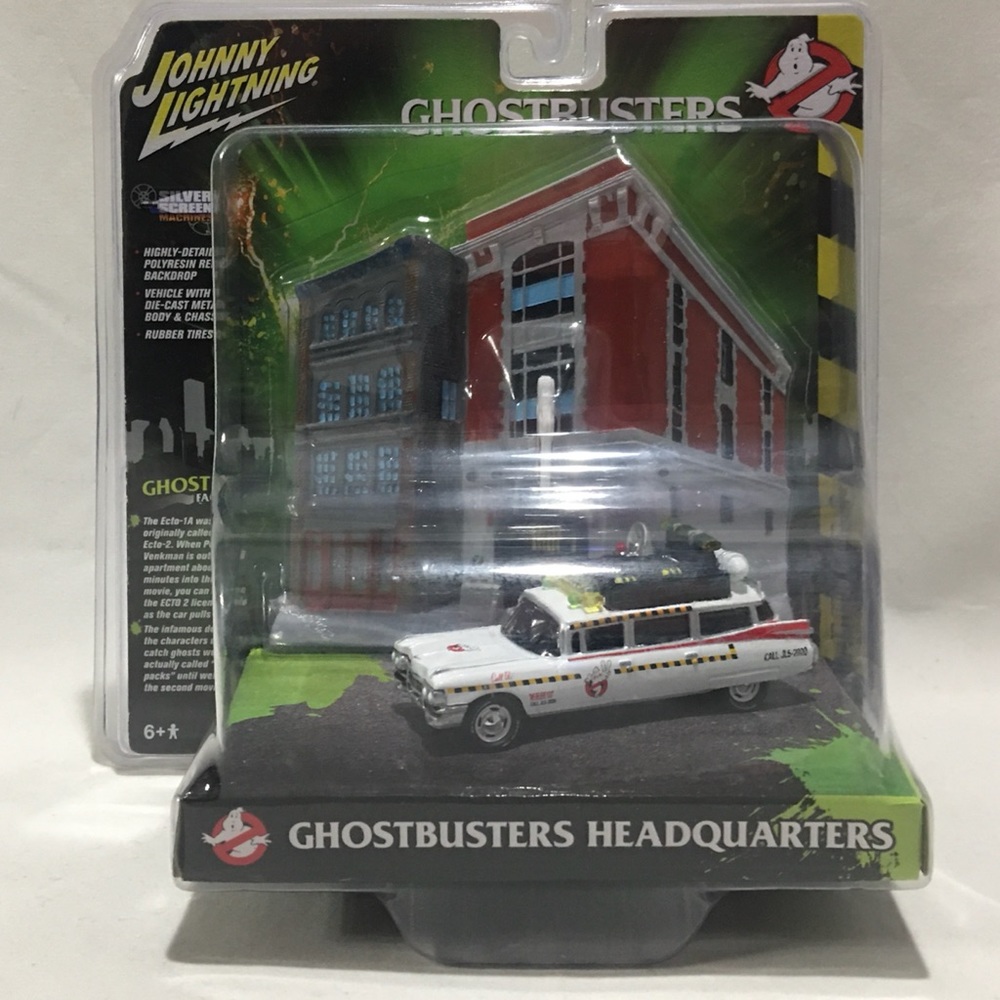 2018 Ghostbusters Ecto 1A 1959 Cadillac 1:64 Scale Johnny Lightning NIP - Picture 10 of 10